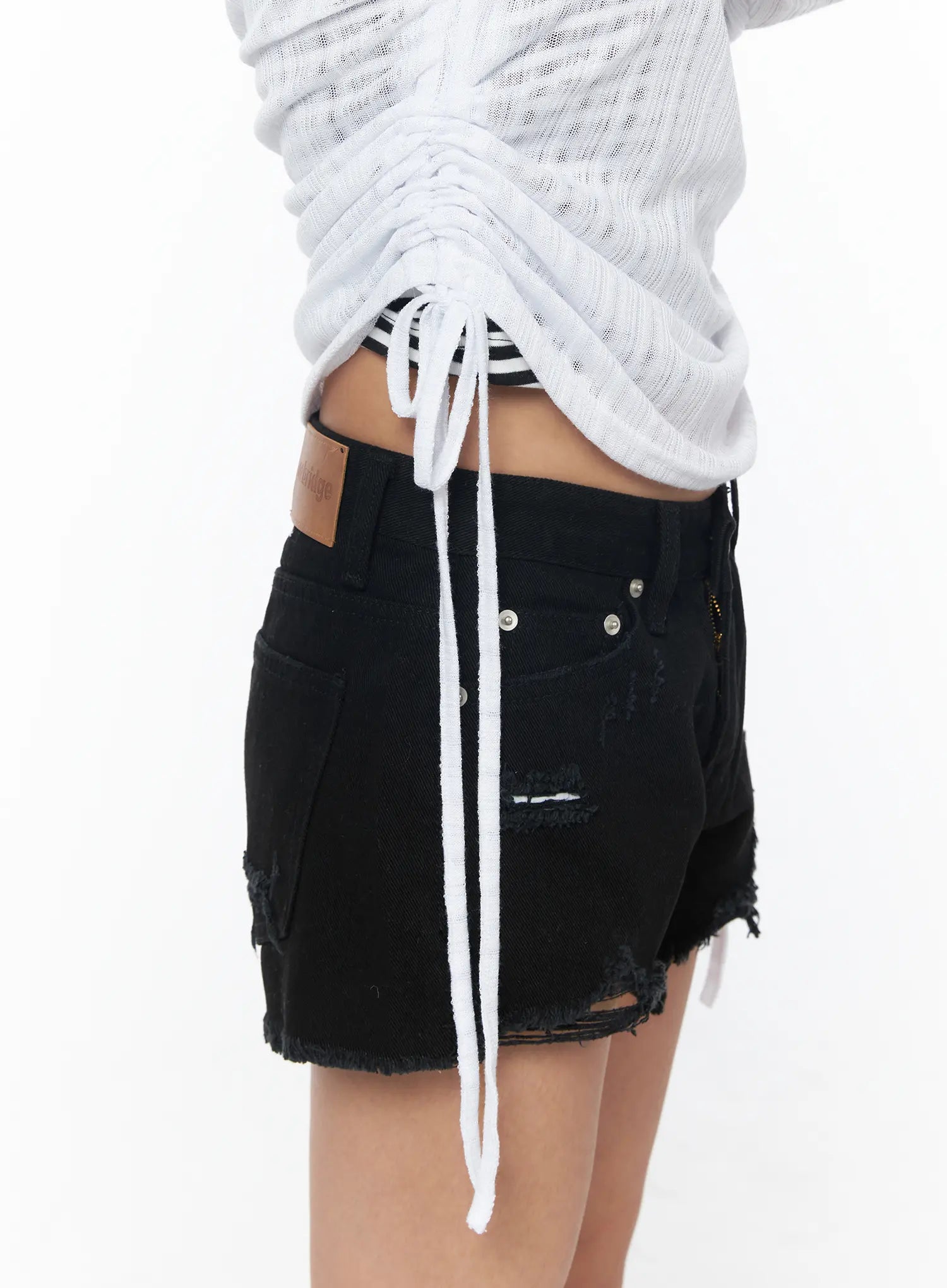 string-detail-see-through-long-sleeve-tee-cu502