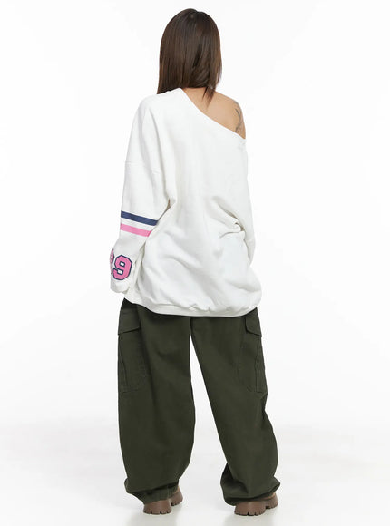 Off-Shoulder Oversized Sweatshirt CJ513