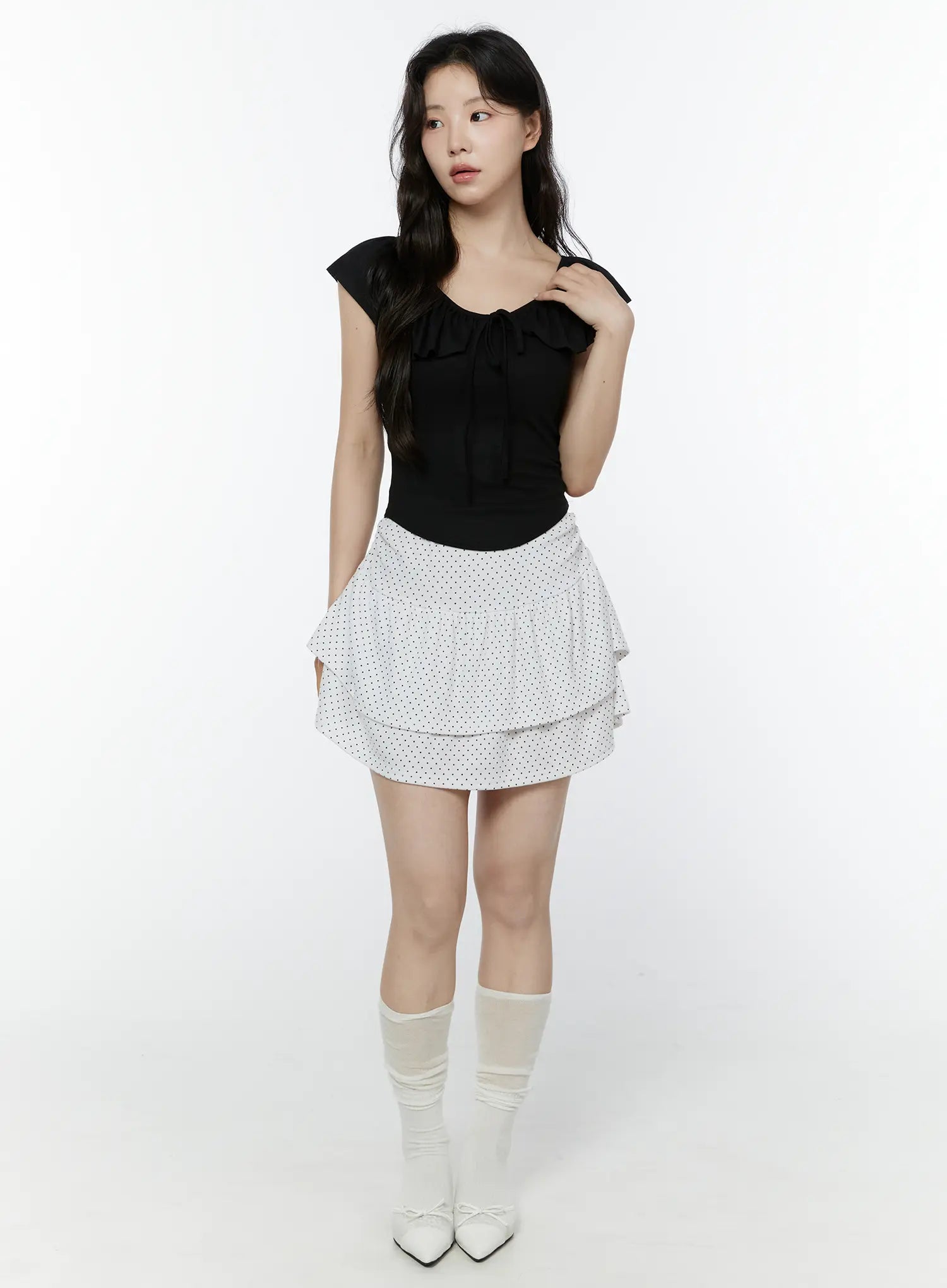 polka-dot-ruffle-mini-skirt-iy507