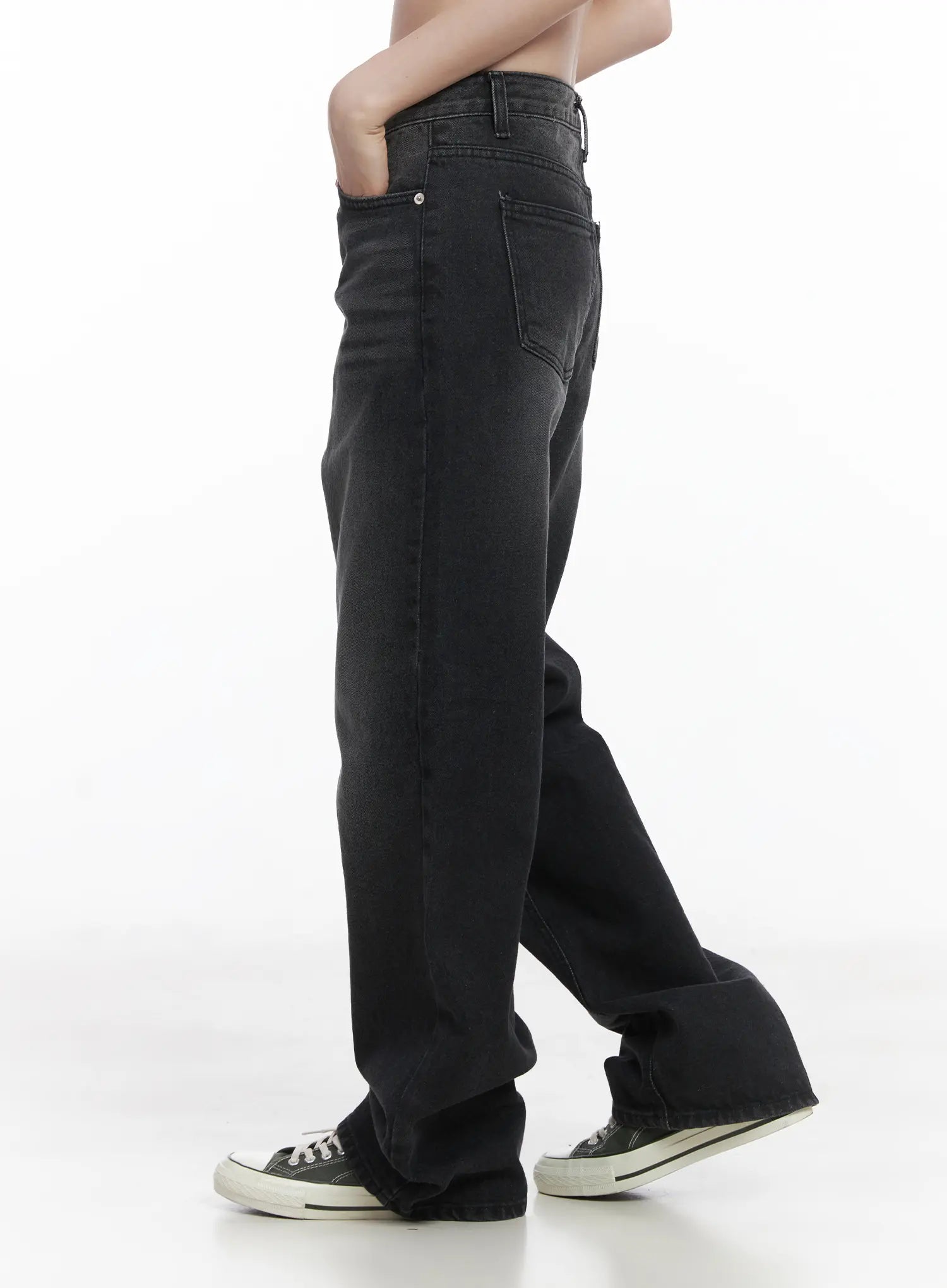 anita-washed-wide-leg-jeans-cj506