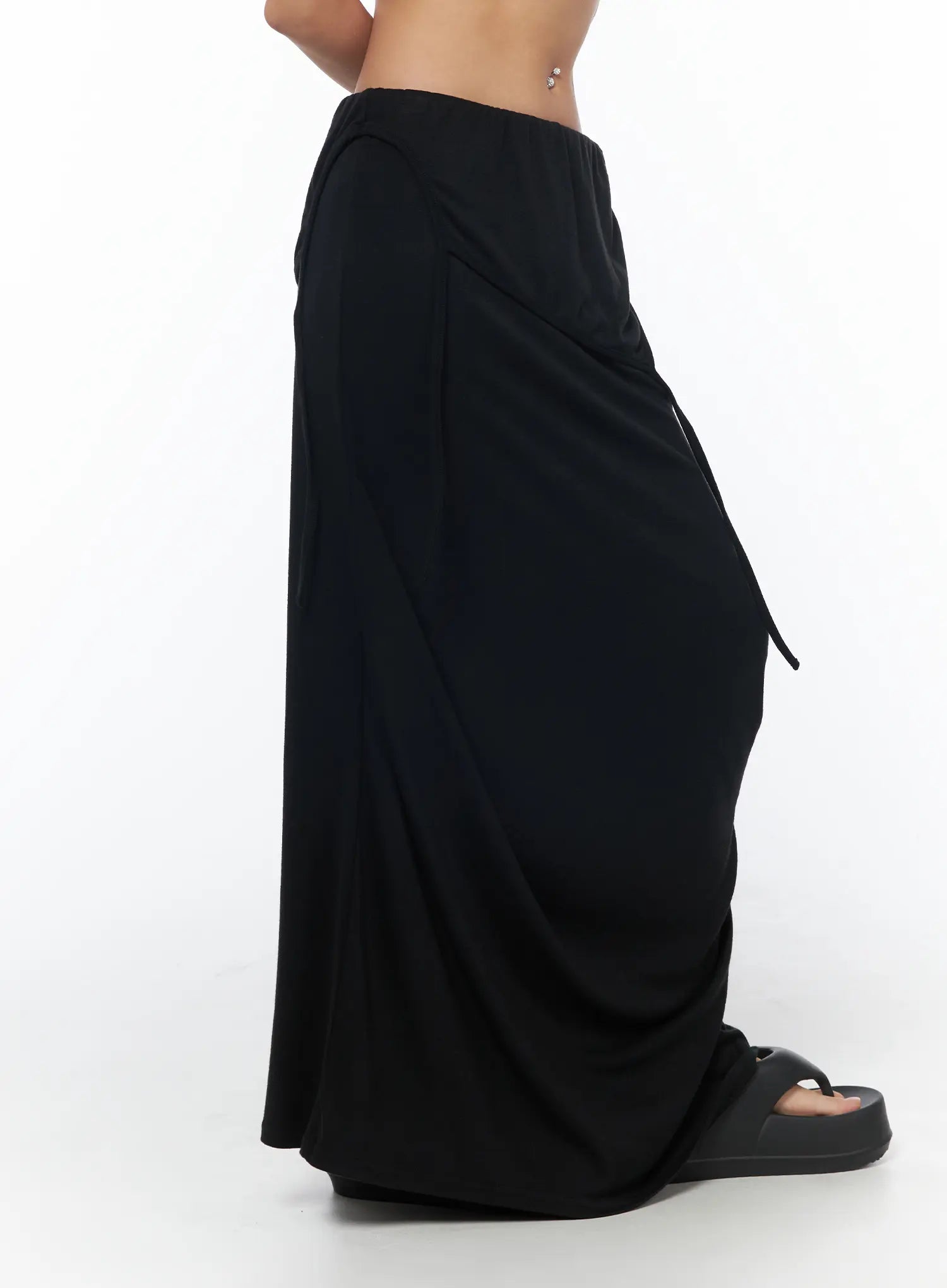 layered-pin-tuck-maxi-skirt-cu502
