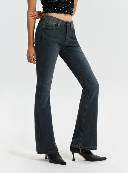 washed-bootcut-jeans-cd321