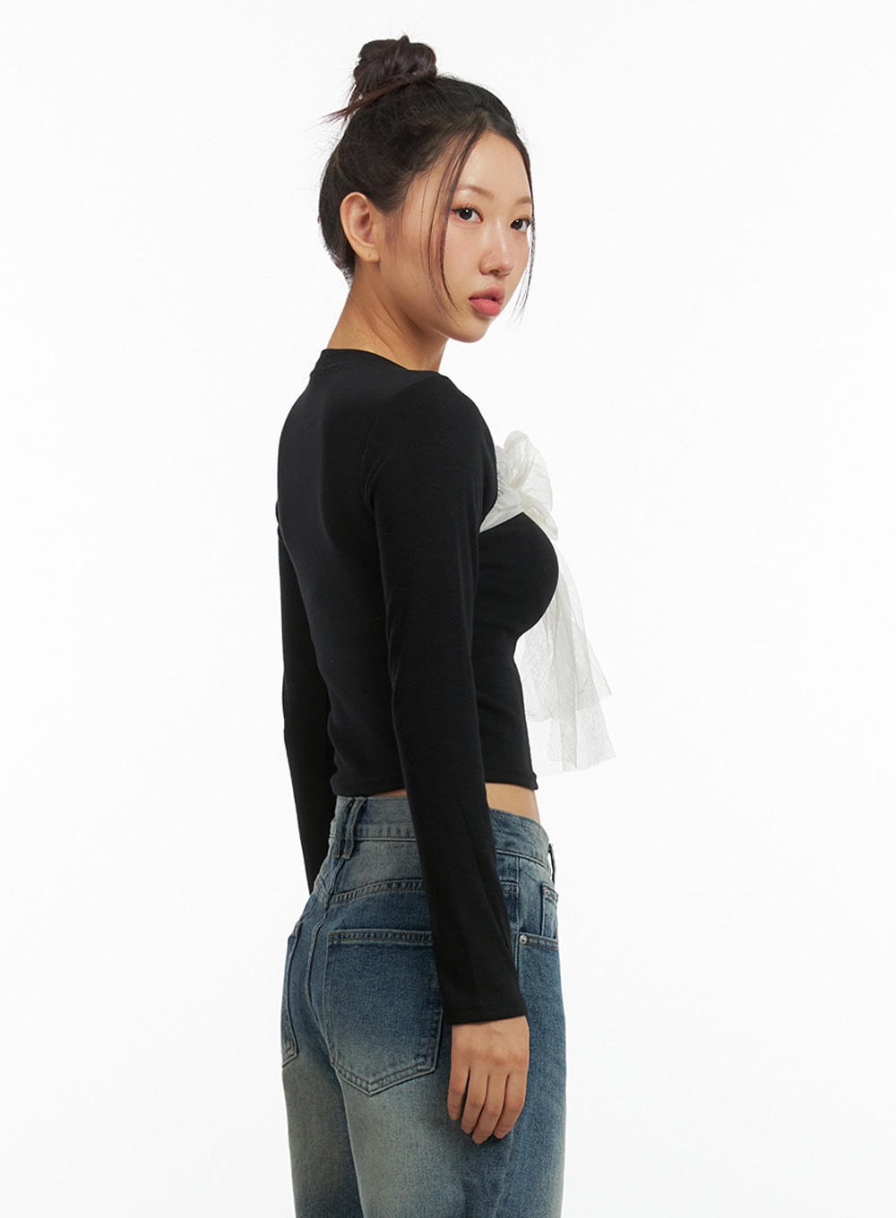 ribbon-tied-long-sleeve-top-is402