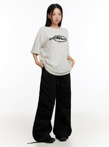 oversized-washed-graphic-tee-iu509