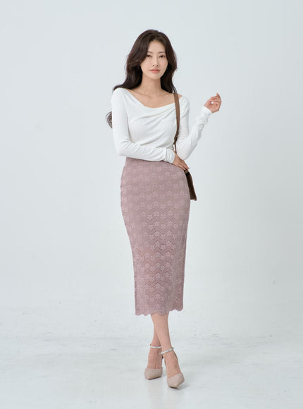 Wide V-Neck T-Shirt IO21