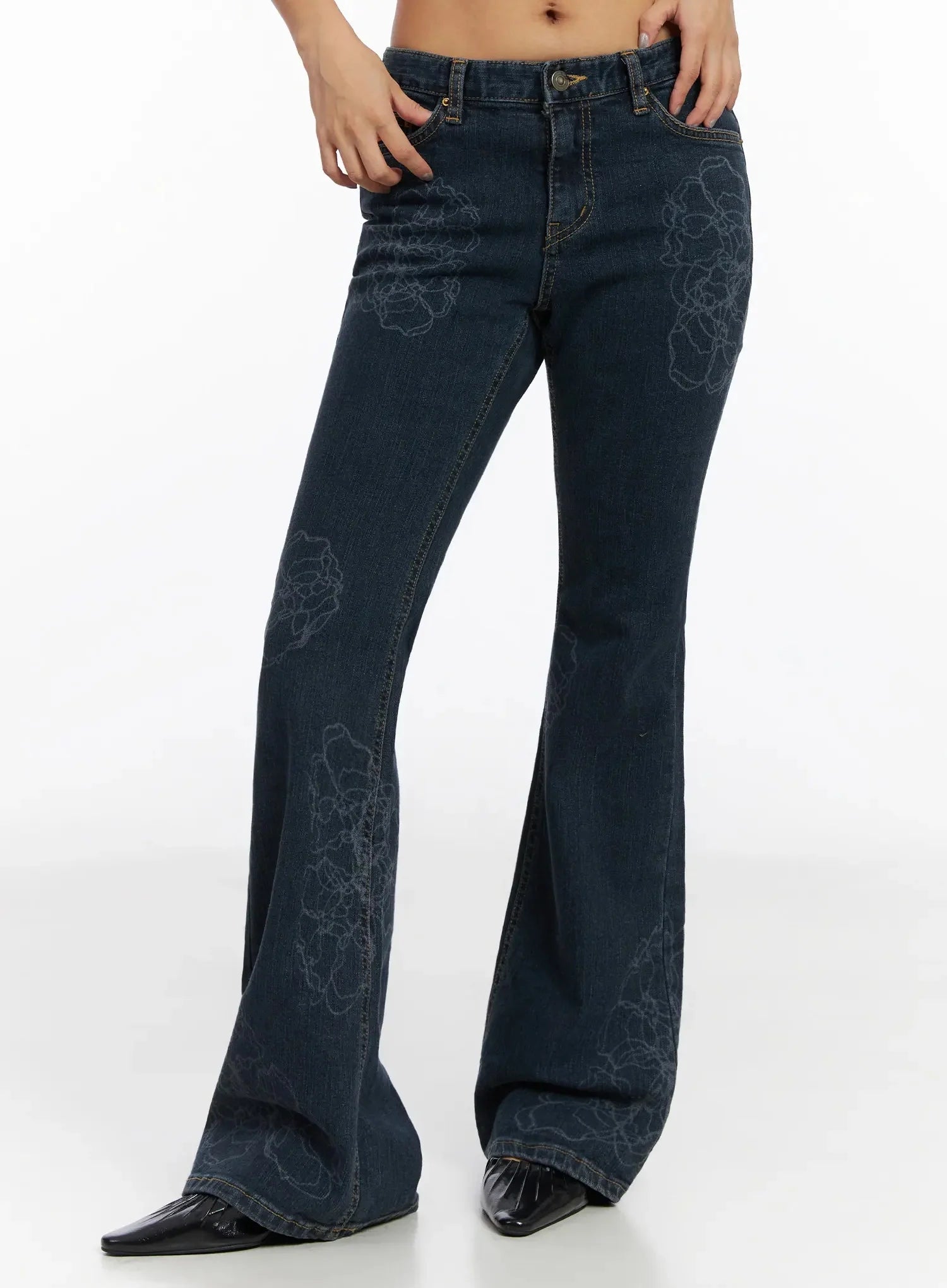 Amari Floral Embriodered Bootcut Jeans IN528