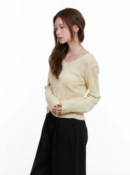 loose-fit-v-neck-knit-sweater-cg521