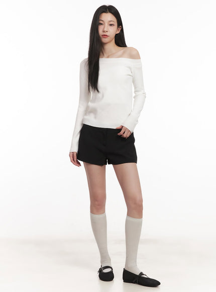 Elegant Off Shoulder Knit Top CN415