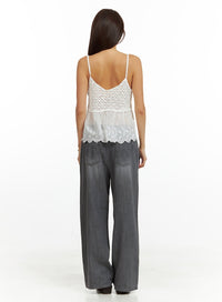 crochet-laced-sleeveless-top-iu419