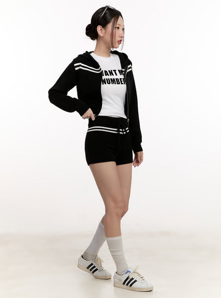 knitted-striped-zip-up-hoodie-cm507