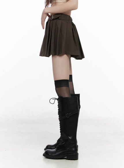 belt-detail-pleated-mini-skirt-cn510