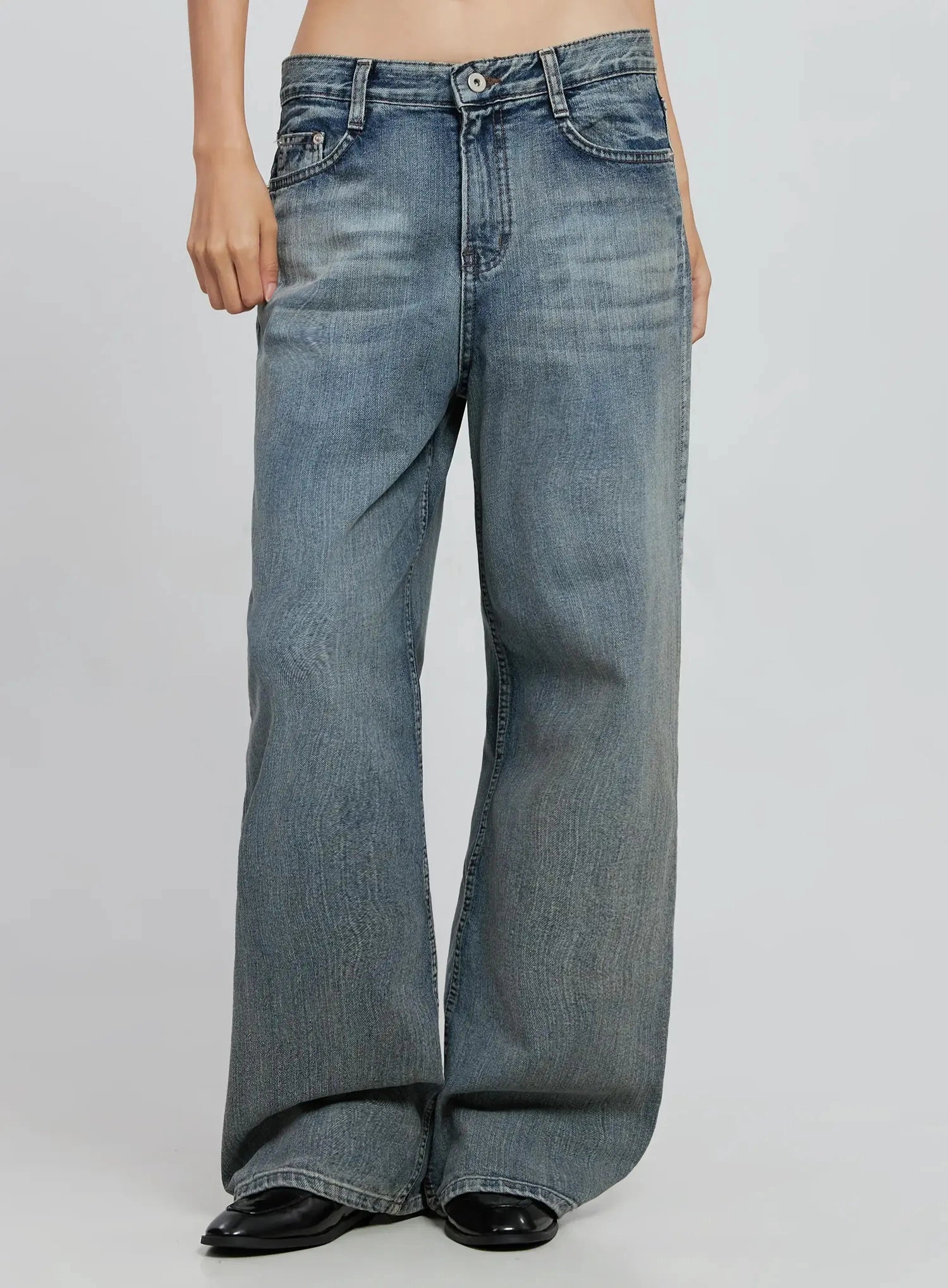 amora-vintage-washed-wide-leg-jeans-io530