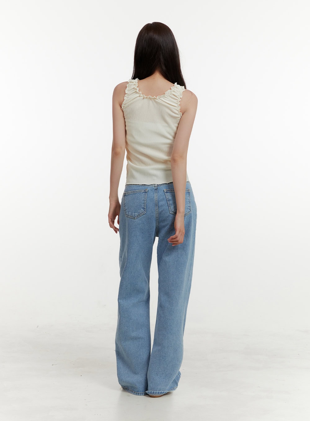classic-straight-jeans-oy409