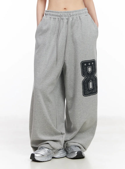 wide-leg-graphic-sweatpants-cf518