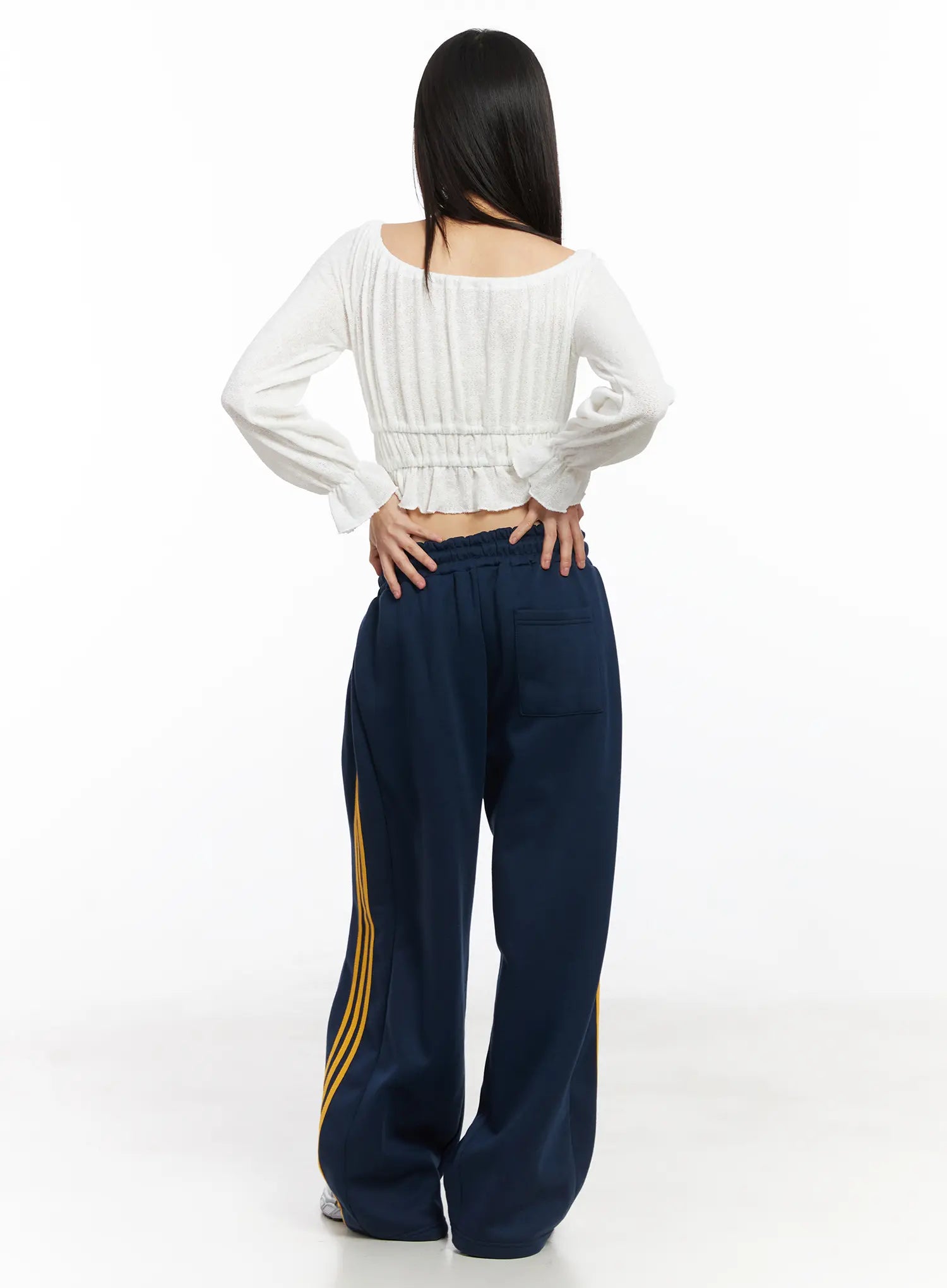 wide-leg-track-pants-cd519