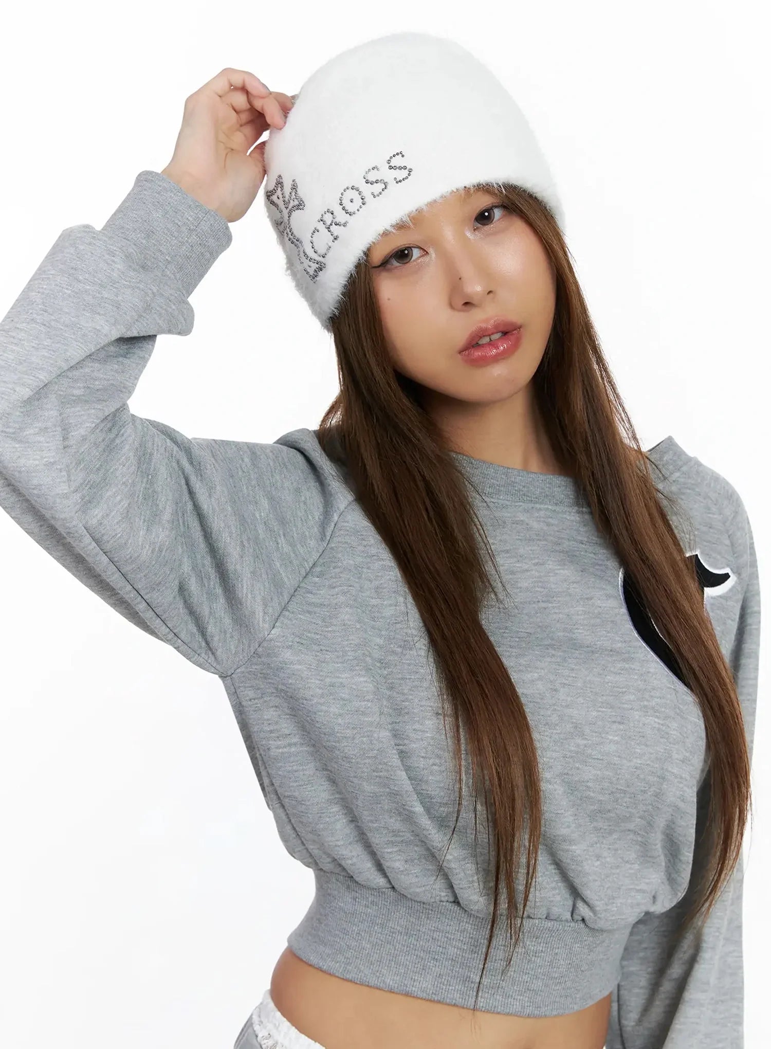 cozy-cross-beanie-in528