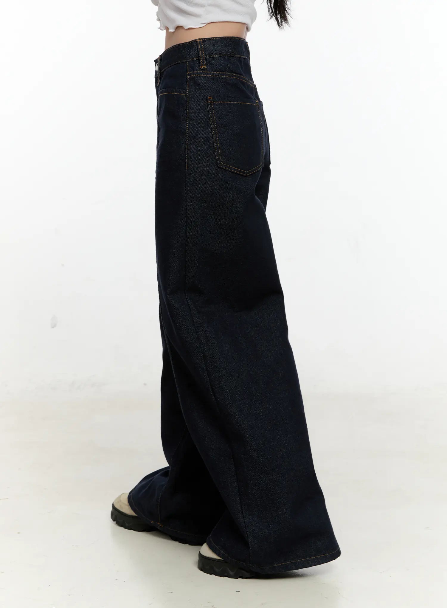 nala-wide-leg-bootcut-jeans-cn506