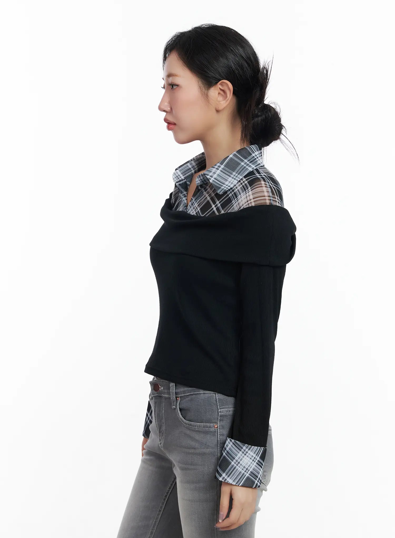 layered-off-shoulder-long-sleeve-top-cj530