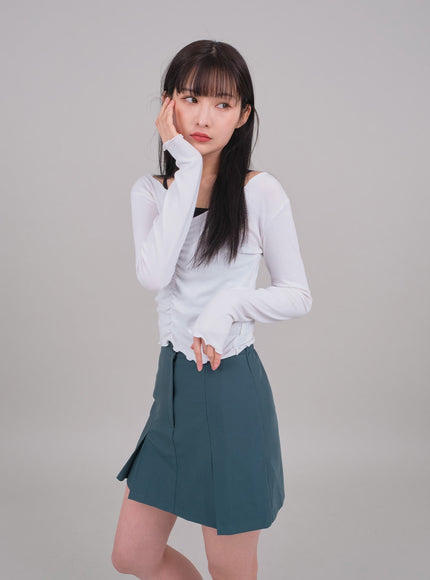 Cropped Long Sleeve Top with Front Shirring C2701