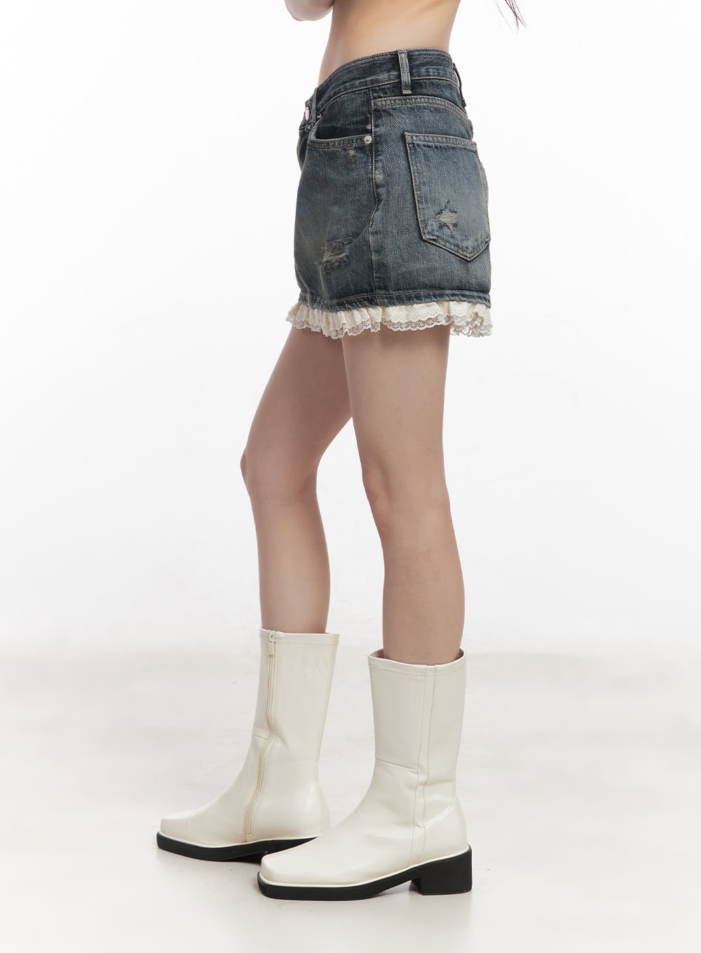 lace-trim-distressed-denim-mini-skirt-cy521