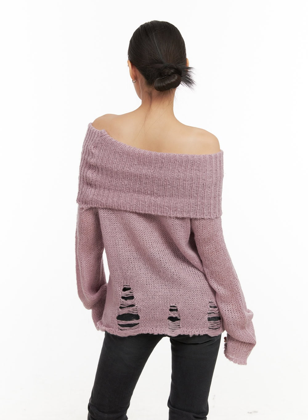 off-shoulder-destroyed-acrylic-sweater-cd410