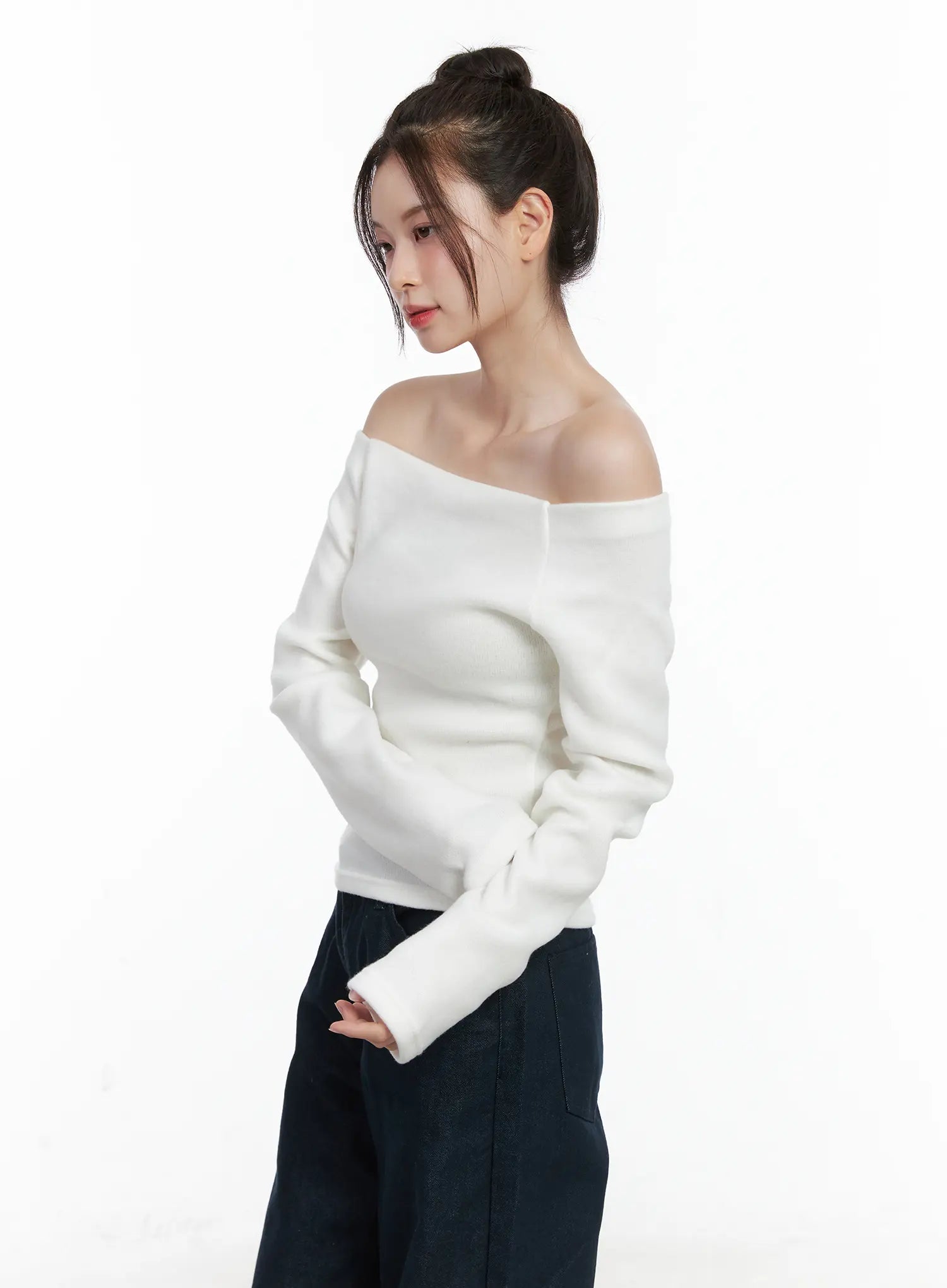 fleece-off-shoulder-long-sleeve-top-cn519