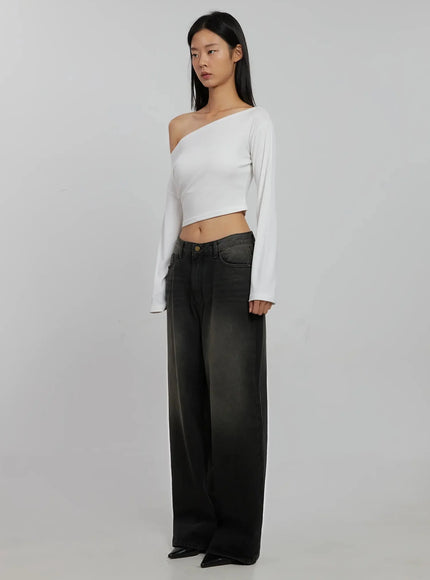 off-shoulder-crop-long-sleeve-top-ij509