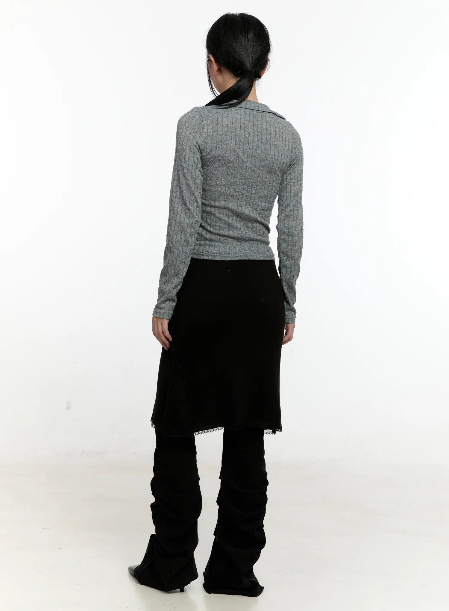 mono-asymmetric-snap-turtleneck-top-cn505