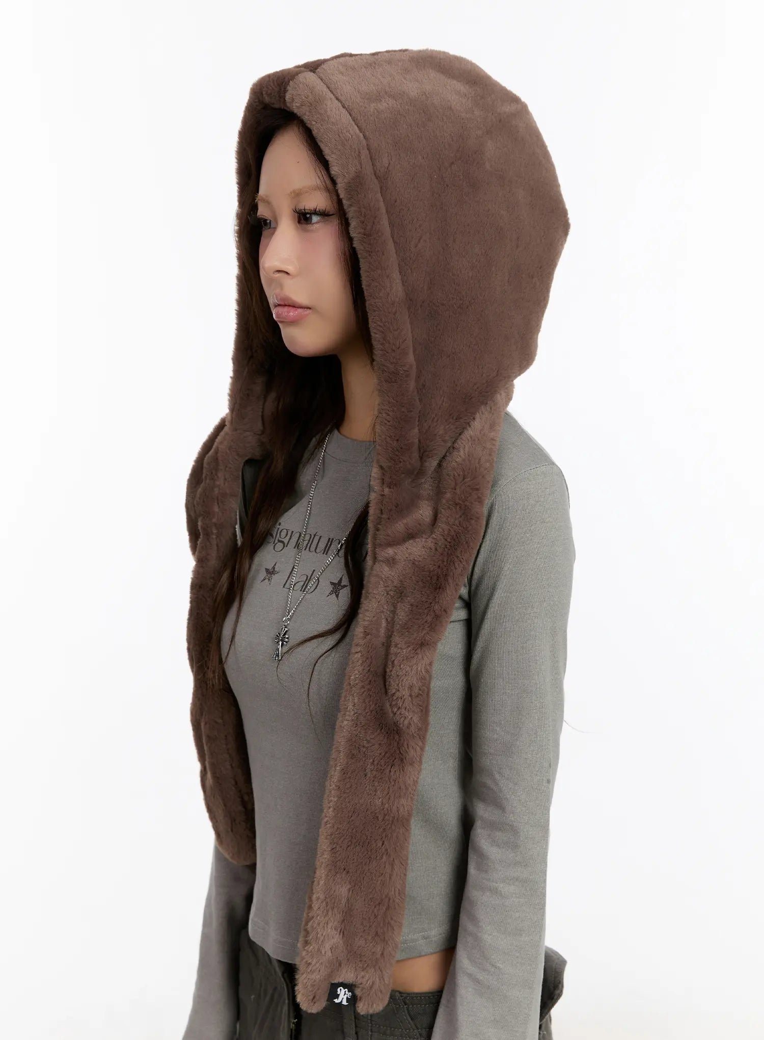 soft-faux-fur-hooded-scarf-cn527