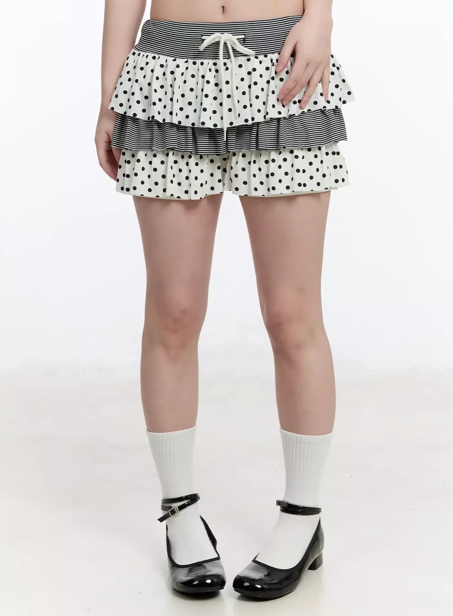layered-frill-polka-dot-skort-im519