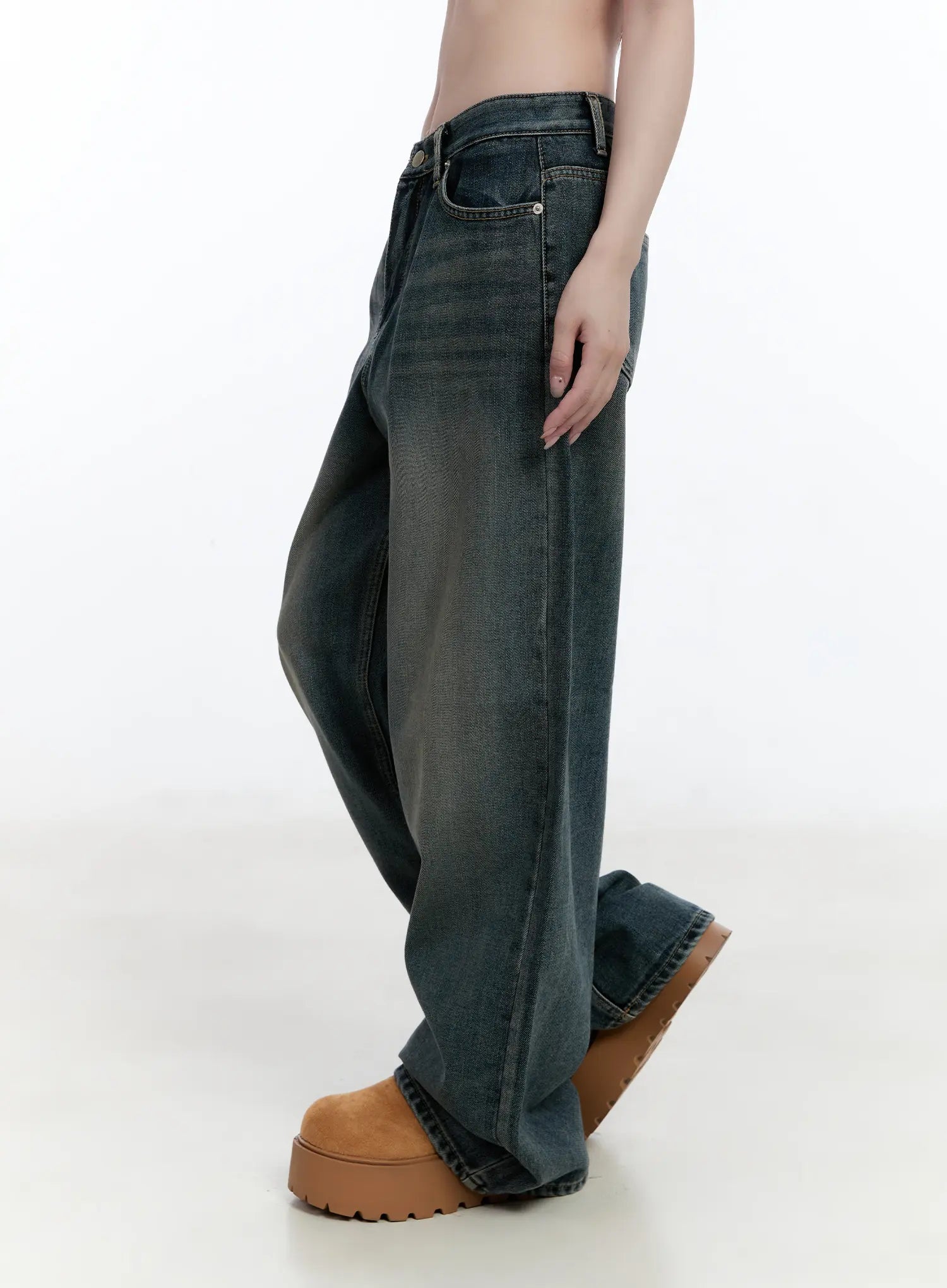 zelda-fleece-lined-wide-leg-jeans-cn525