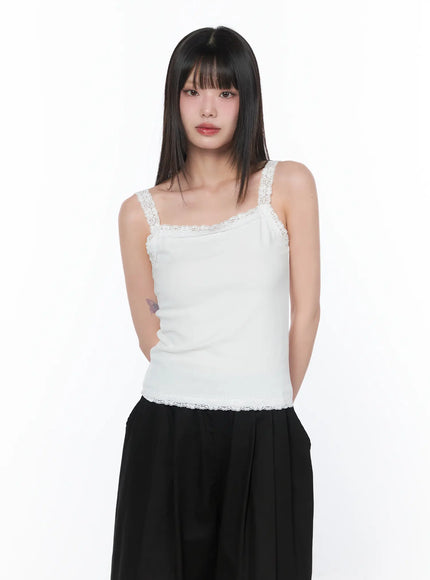 Lace Trim Sleeveless Top CA528