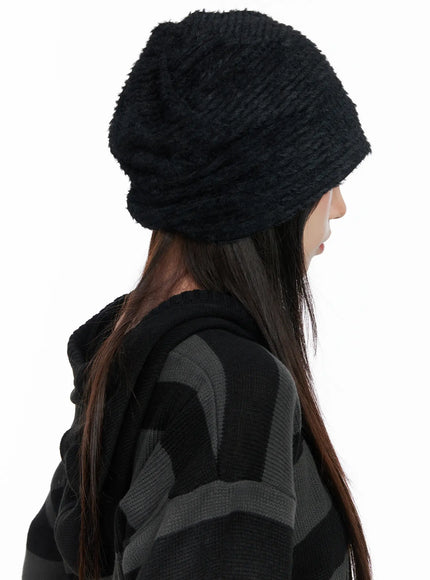 faux-fur-loose-fit-beanie-co521