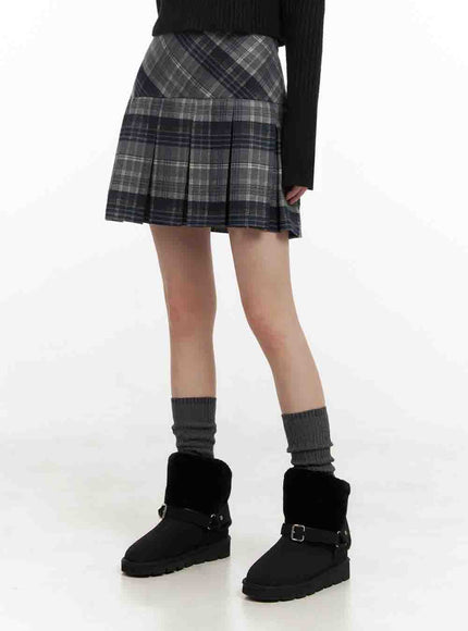 checkered-pleated-mini-skirt-in427