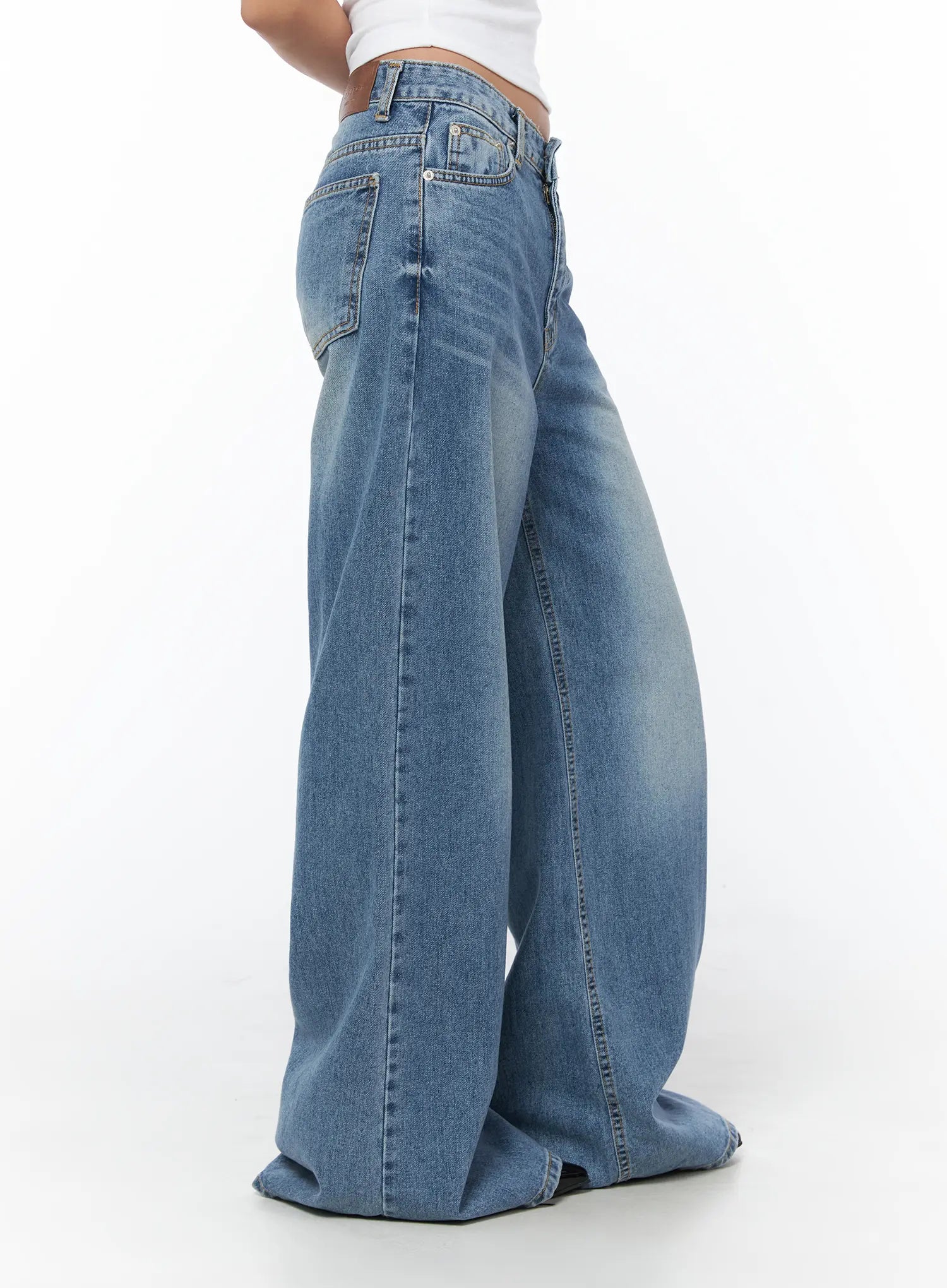 elsie-wide-leg-washed-jeans-cu501
