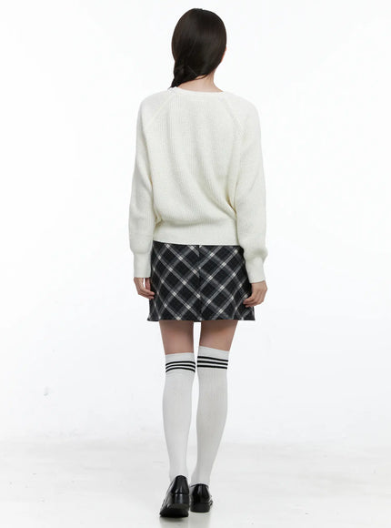 v-neck-button-knit-cardigan-co506