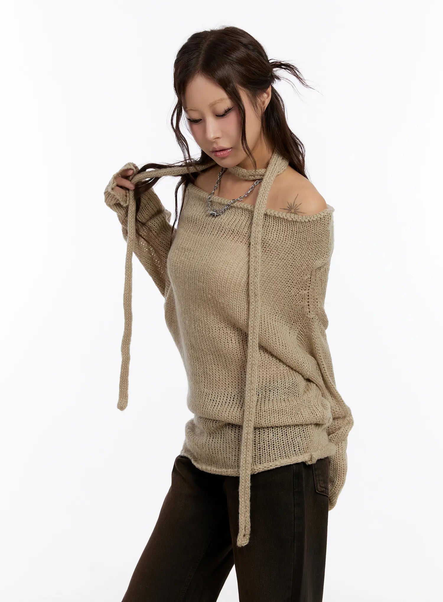 off-shoulder-knit-sweater-with-scarf-cn527