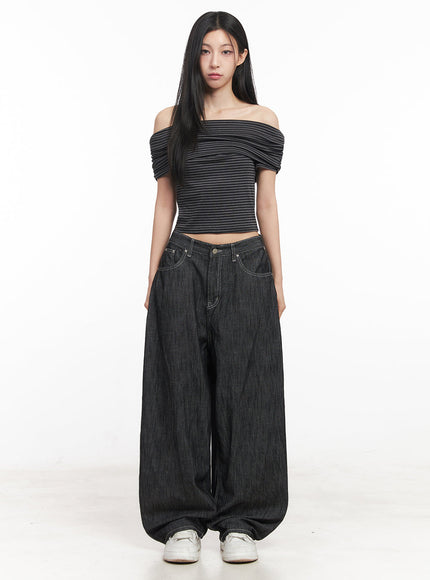 off-shoulder-striped-tee-iy516