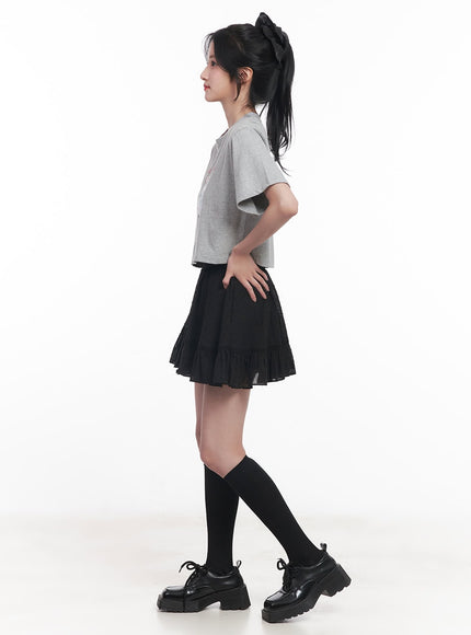 casual-graphic-crop-top-cy526