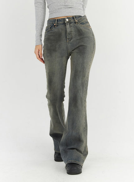 slim-fit-flare-jeans-cn303