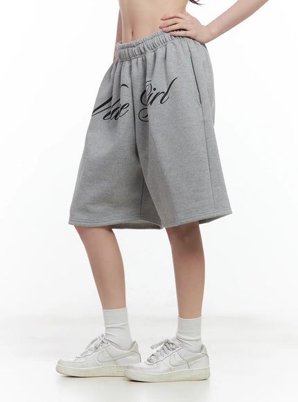 graphic-print-bermuda-sweatshorts-cl501