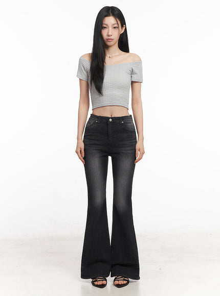off-shoulder-boat-neck-crop-top-iy516