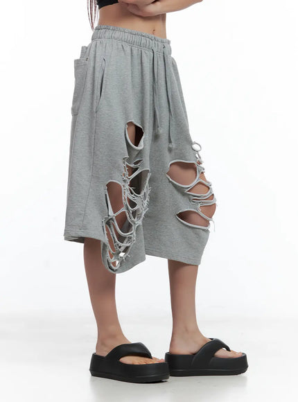 distressed-bermuda-sweatshorts-cl508