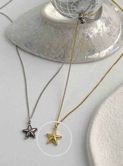 nova-star-chain-necklace-ia517 / Gold