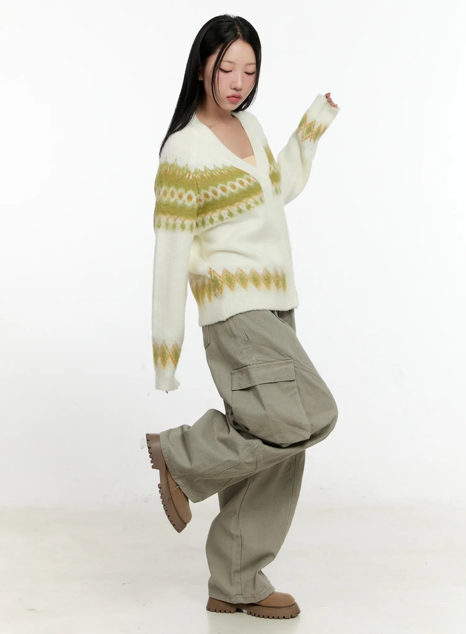 pigment-cargo-wide-leg-pants-cn506