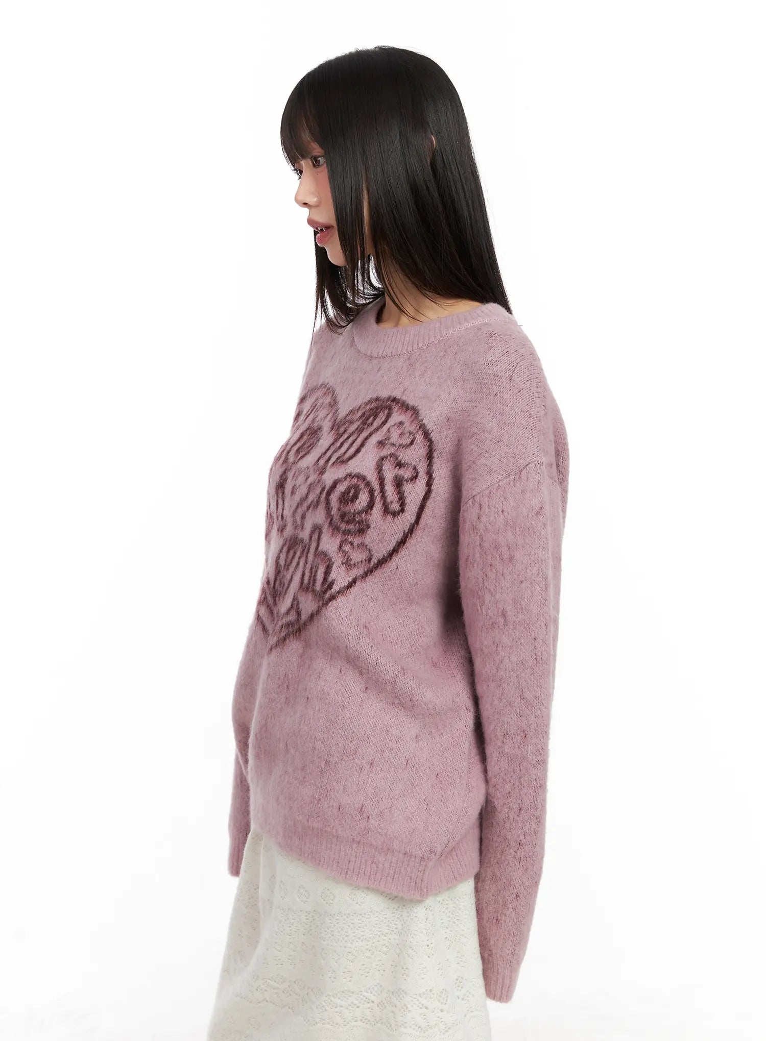 heart-graphic-knit-sweater-cn520
