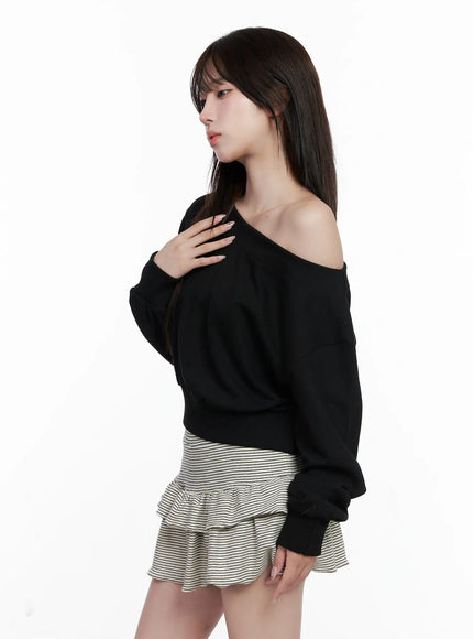 casual-off-shoulder-top-co520