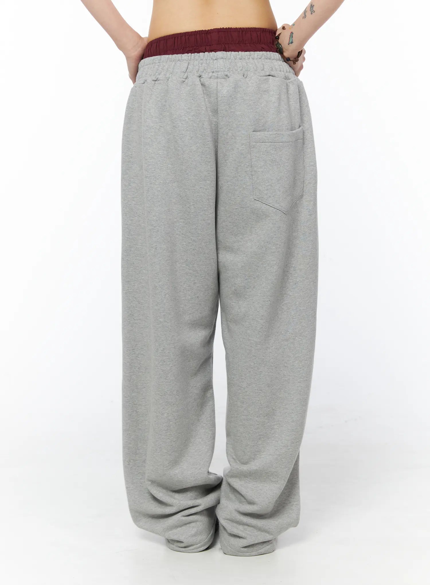 graphic-print-sweatpants-cy528