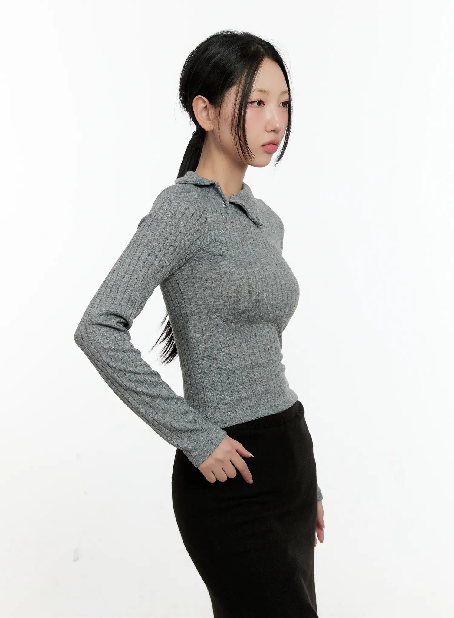 mono-asymmetric-snap-turtleneck-top-cn505