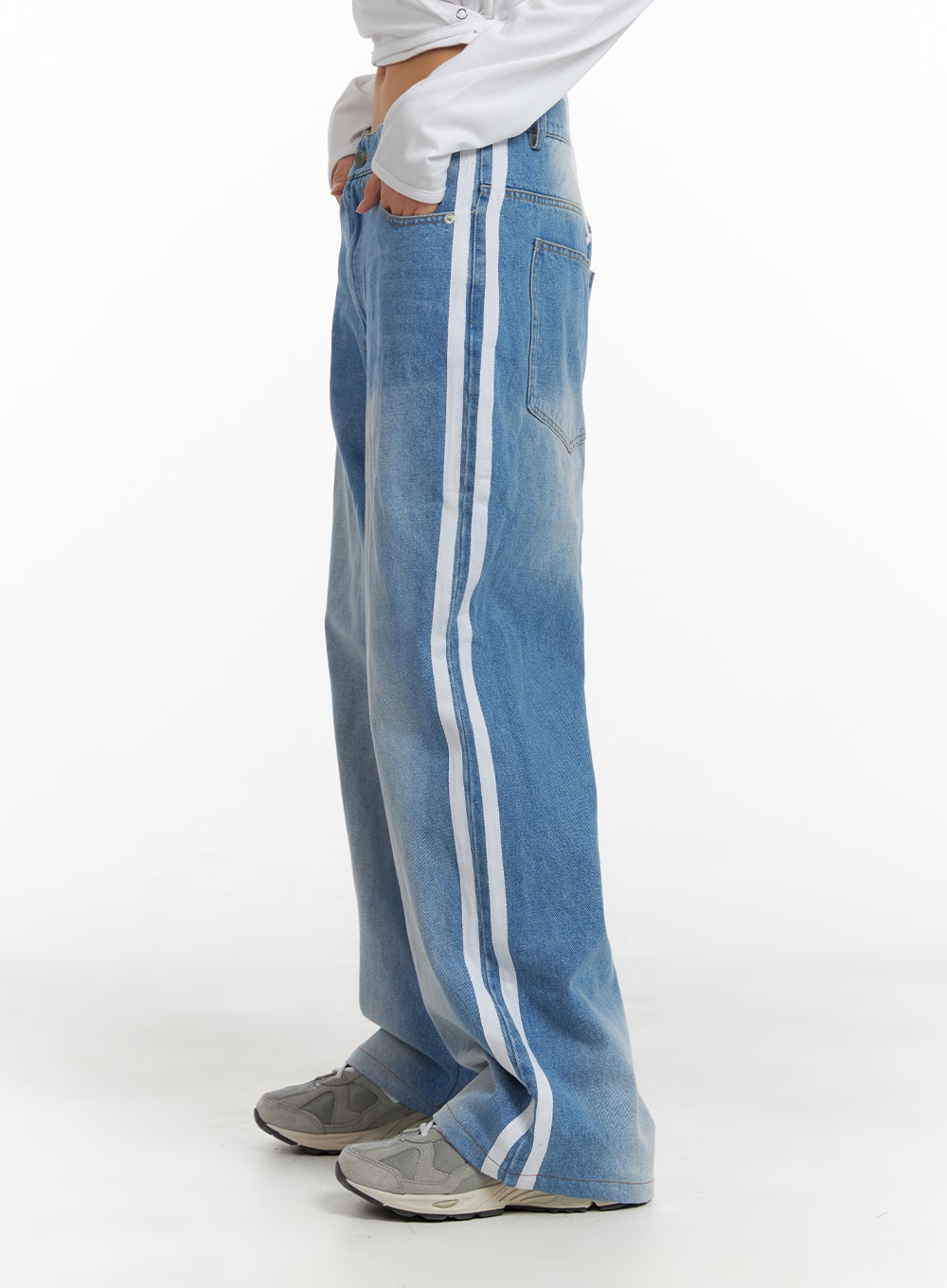 low-waist-striped-baggy-jeans-unisex-cm407